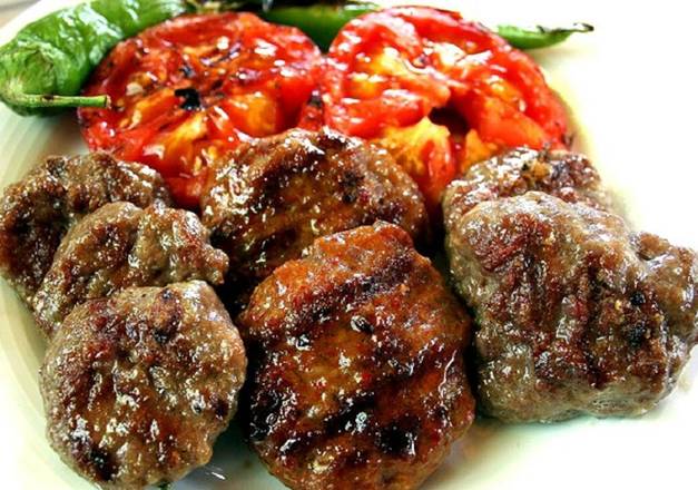 Kofta Viande Haché (4 Morceaux) / Kofta Minced Meat (4 Pieces)
