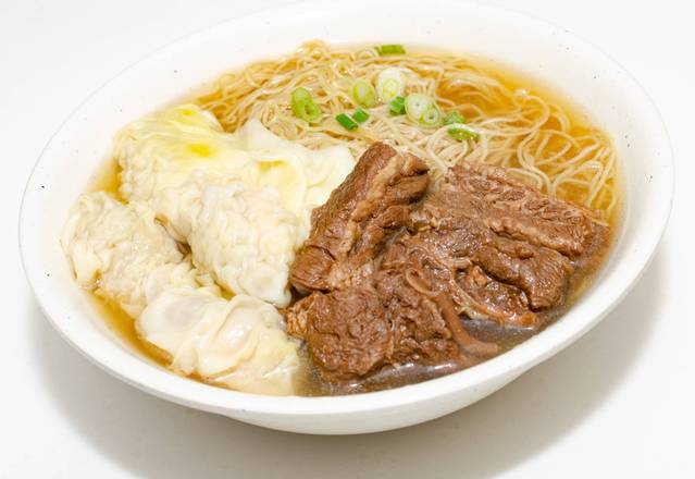 176. Stewed Beef Brisket and Shrimp Meat Dumpling with Noodle in Soup 柱侯牛腩水餃麺