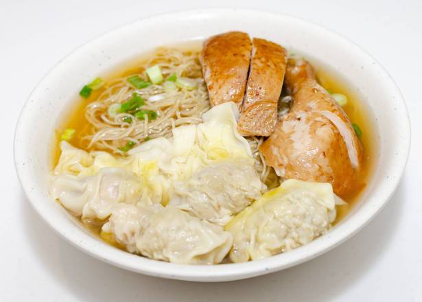 182. Soy Chicken and Shrimp Meat Dumpling with Noodle in Soup 油雞水餃麺