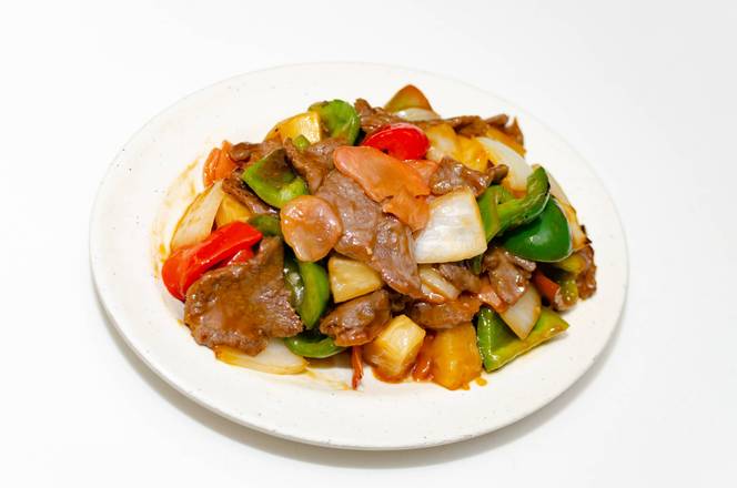 43. Sauteed Beef with Pineapple, Pickled Ginger and Bell Peppers 紫蘿炒牛肉