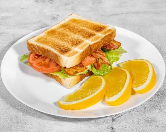 Classic B.L.T Sandwich