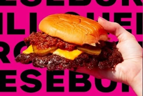 CHILI CHEESE BURGER