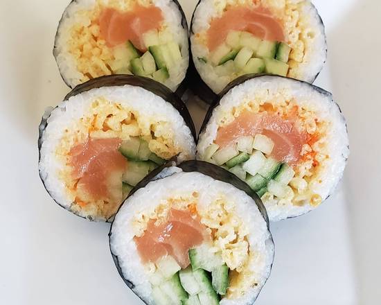 Futomaki au saumon épicé / Spicy Salmon Futomaki