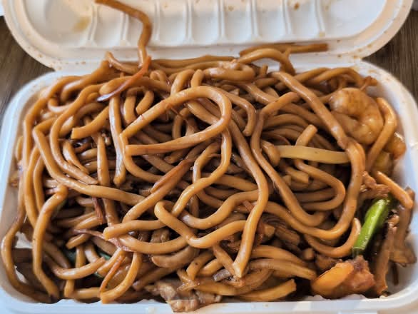 Stir Fried Shanghai Noodles