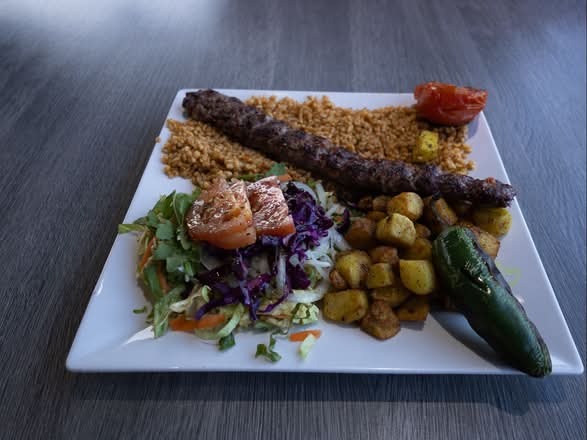 Une Brochette Adana Kebab