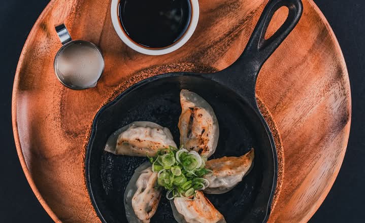 Pan-Fried Vegetable Gyoza