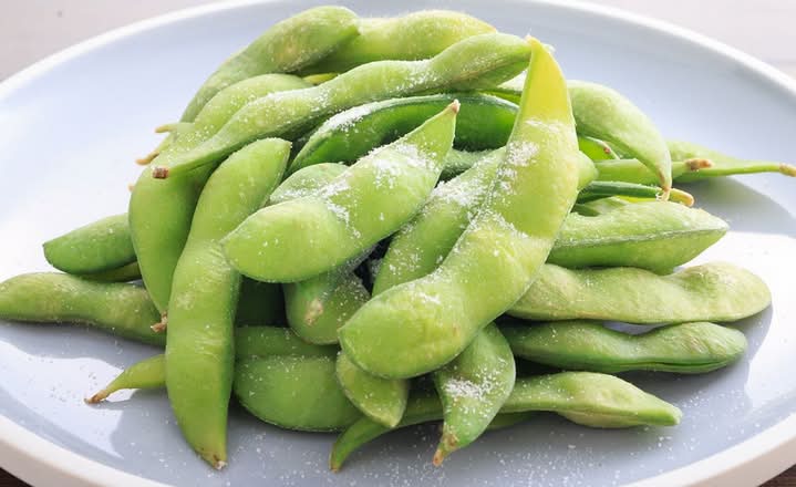 ZUBU's Umami Sea Salt Edamame (L)