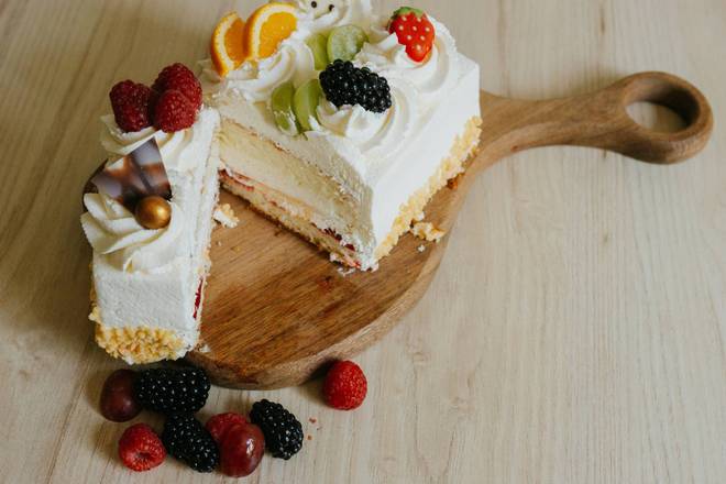 Fresh Fruit Whipped Cream Cake