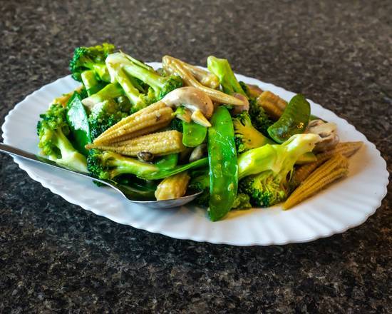57. Vegetables in Garlic Butter Sauce