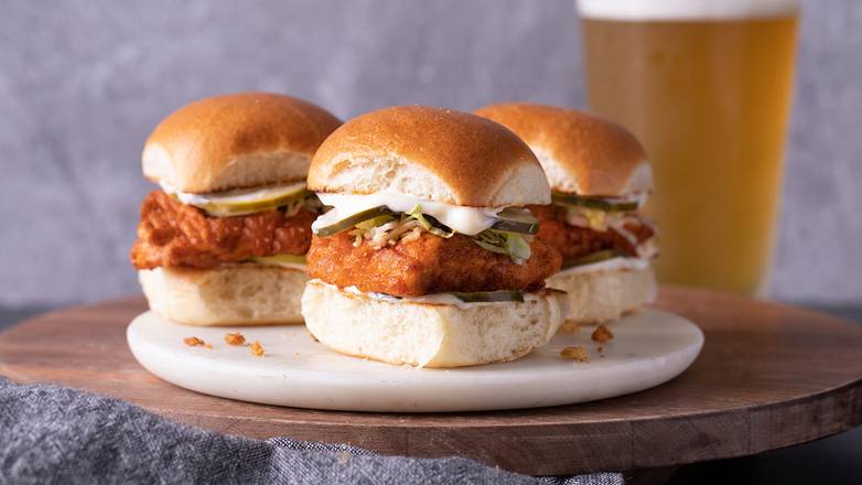MINI NASHVILLE CHICKEN SANDWICHES