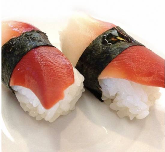 Surf Clam / Hokkigai Nigiri Sushi (2 Pieces)