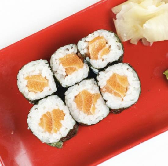 Salmon / Sake Maki (6 Pieces)