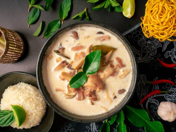 Tom Kha
