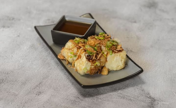 A12 Deep Fried Tofu (4pcs)