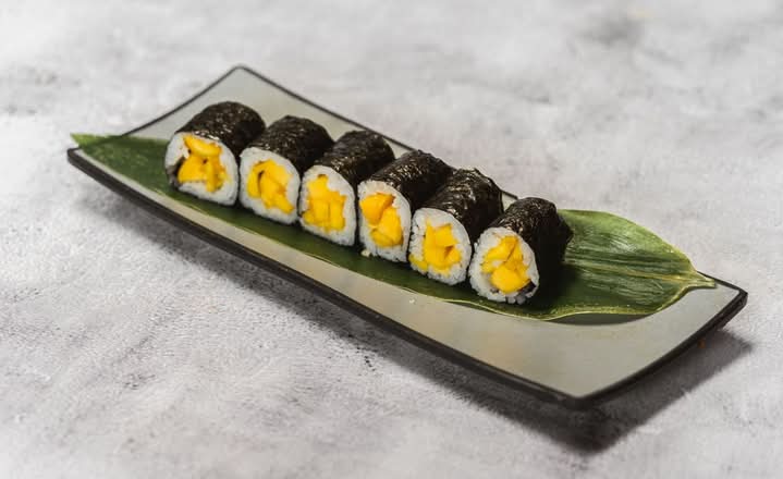 V13 Mango Roll (6pcs)