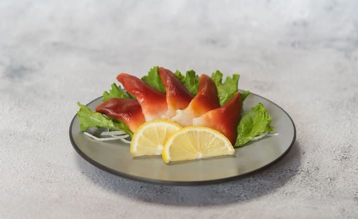 SA11 Surf Clam Sashimi