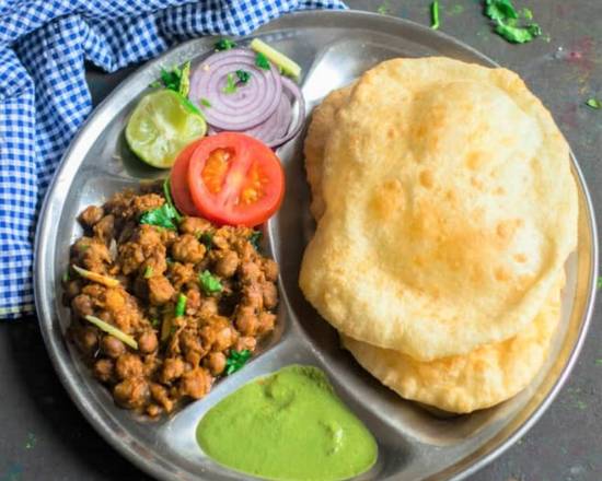 Chana Bhatura