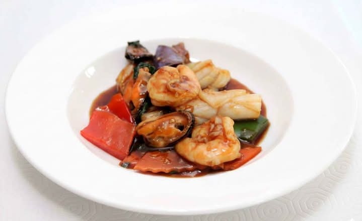 Spicy Seafood (Pad Phed Talay)