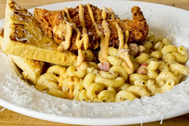 JAC's Mac and Cheese