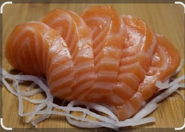 1.Sake Sashimi