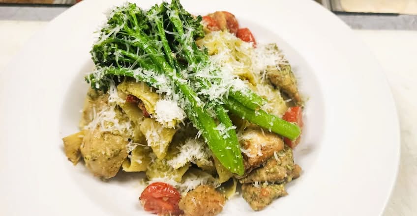 Pesto Chicken Tagliatelle