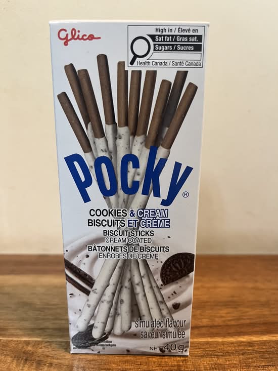 Pocky Cookies & Cream
