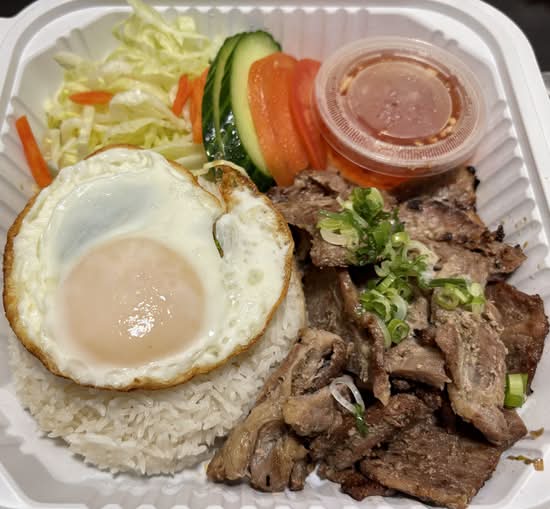 R2. Grilled Seasoned Pork with Egg (Thịt Nướng)