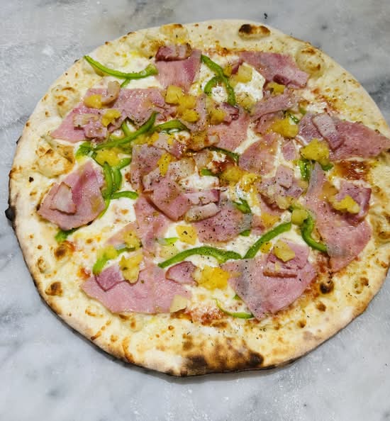 Hawaiian Supreme Pizza