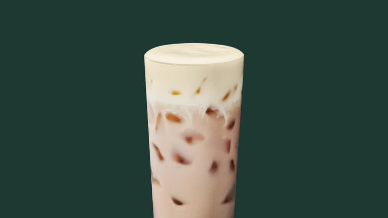 Chai glacé avec crème à la mangue
