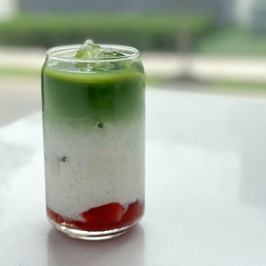 Iced Strawberry Matcha Latte