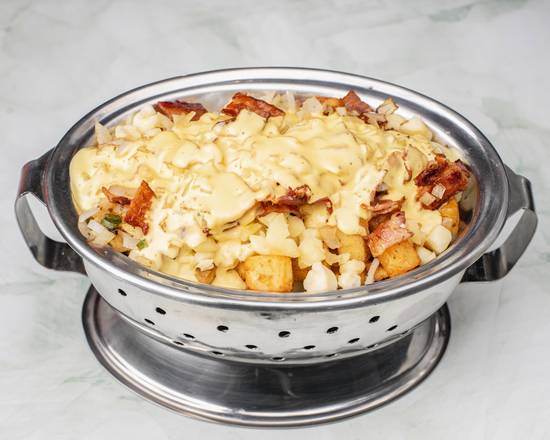 1. Breakfast Poutine