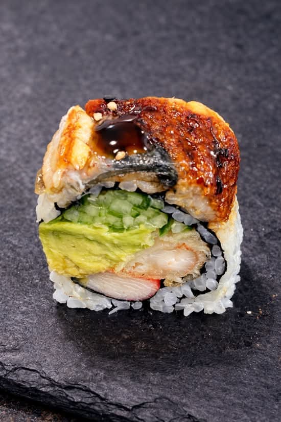 Black Dragon Roll (8 pcs)