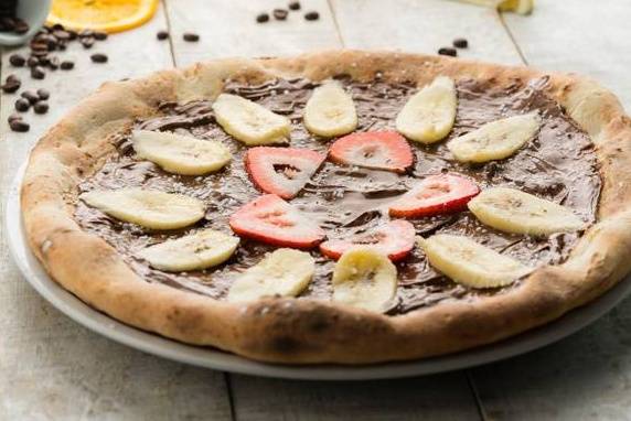 Nutella Pizza