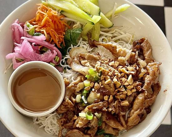 Vermicelli Noodle Bowl