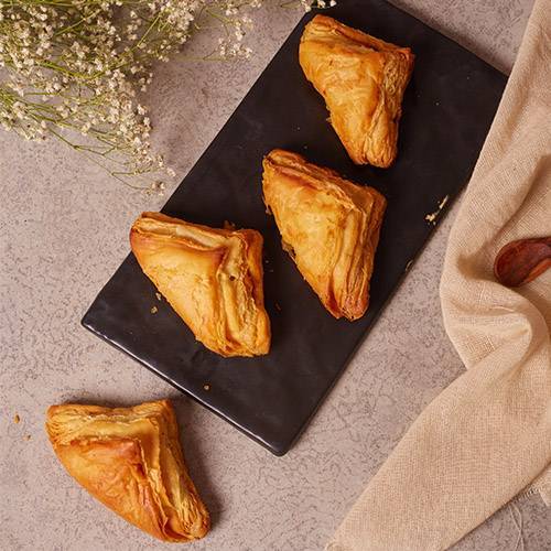 Paneer puff patty