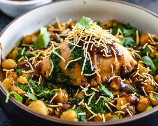 Channa Samosa Chaat (Each)