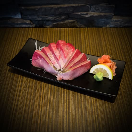 Yellow Tail Sashimi (Hamachi Sashimi)