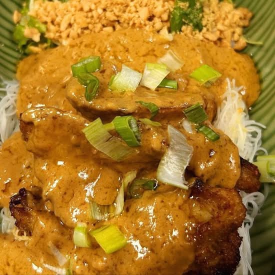 Chicken Satay Vermicelli Bowl