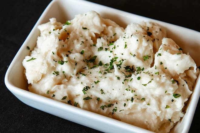 GARLIC MASHED POTATOES