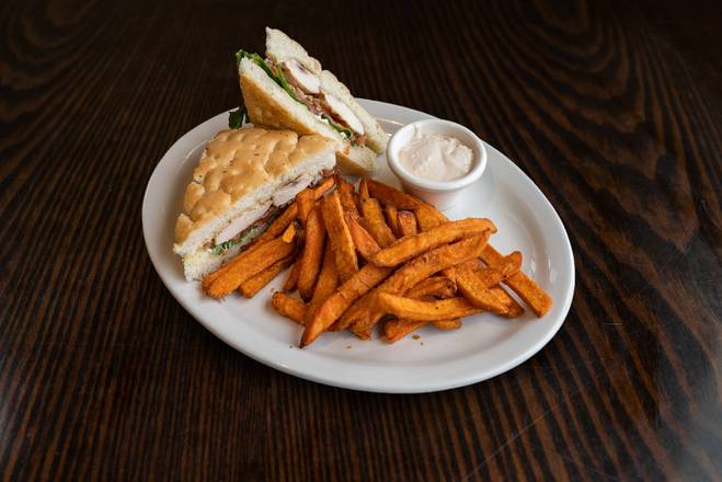 Grilled Chicken Clubhouse