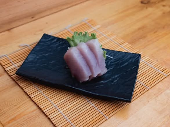 Tuna (Albacore) Sashimi (3pcs)