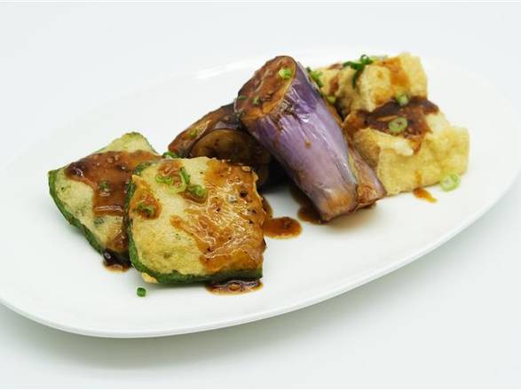 K45 Pan Fried Three Kind of Stuffed Eggplant / Bean Curd / Green Pepper (6pcs) 煎釀三寶