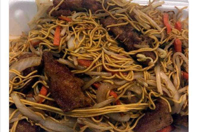 Pork chops with pan fried noodles