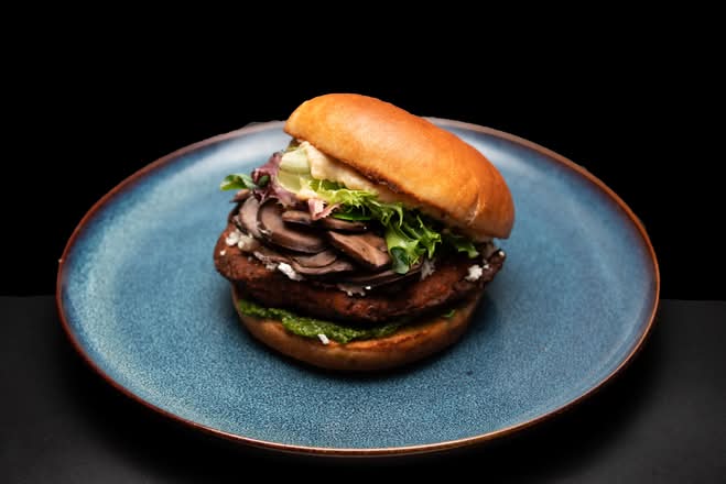 VEGGIE BURGER