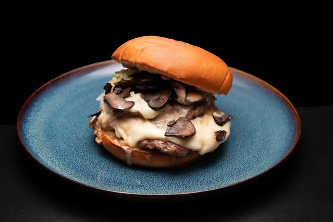 MUSHROOM & SWISS