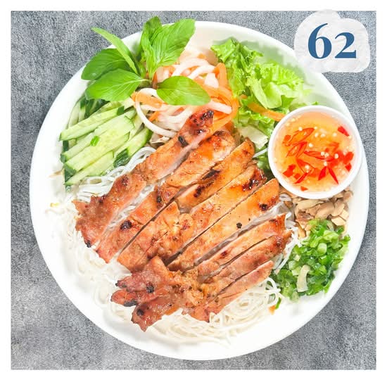 62. Bun Ga Nuong