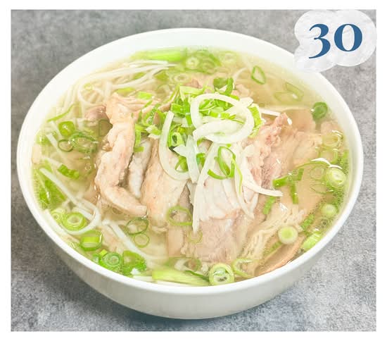 30.Pho Nam Gau