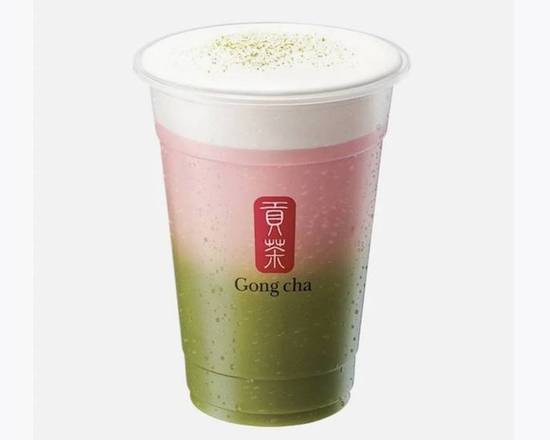 A35 - Milk Foam Strawberry Matcha Milk Tea