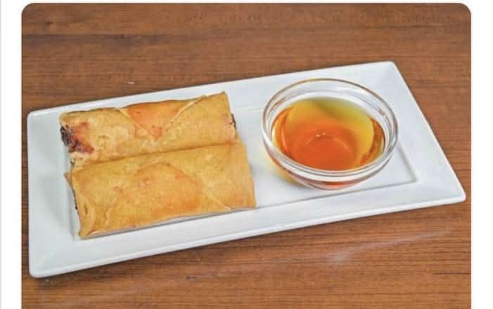 Rouleaux Impériaux Végé Frit  (2 pièces) / Veggie Imperial Rolls (2 pieces)