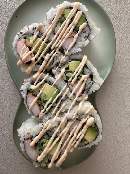 Spicy California Roll (6 pcs)